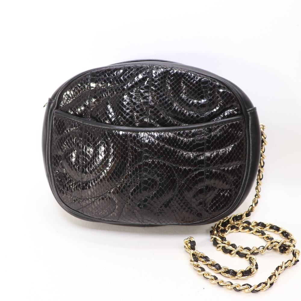 I Magnum Handbag Women Black Purse Oval Patent Embossed Snakeskin Shoulder Bag